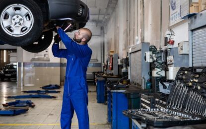 Lubrifiants et colles : leur importance dans l’industrie automobile